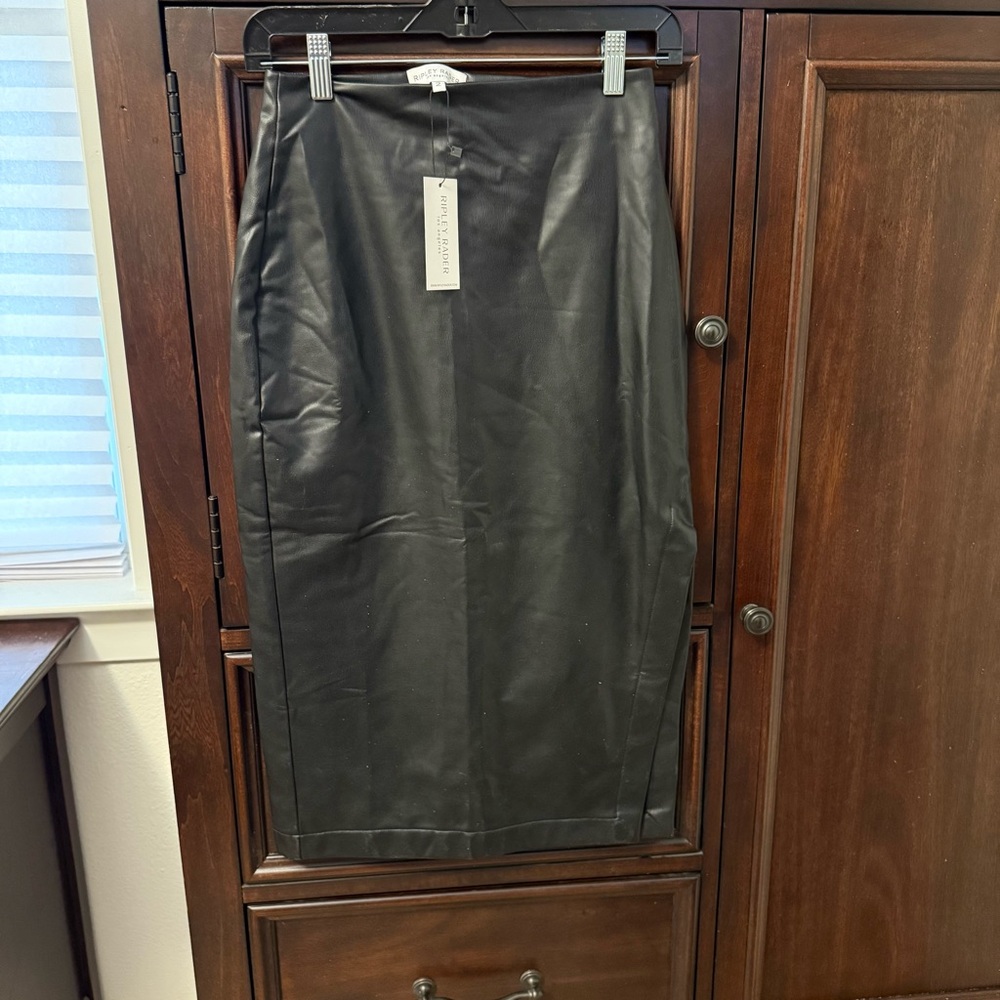 Ripley Rader BLACK VEGAN LEATHER MIDI SKIRT